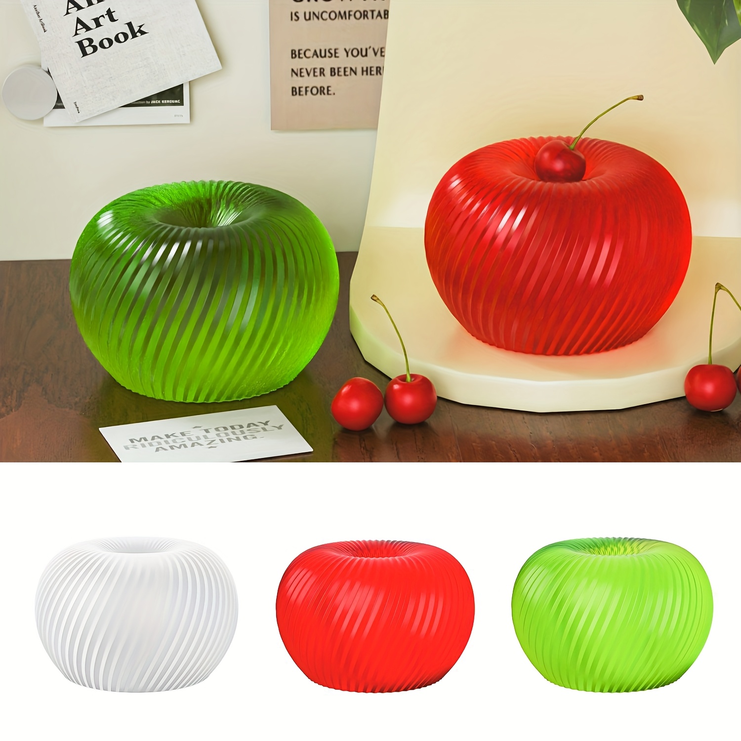 Soap Making Organic - Een trendy rode appelvormige siliconen mal,